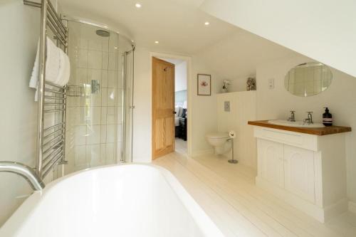 Pinewood - Aldeburgh Coastal Cottages - image 3
