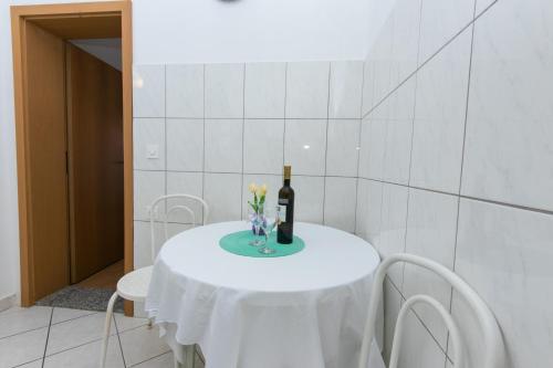 Apartment Podaca 6677b - image 2