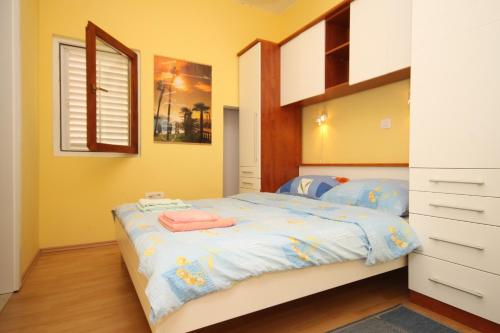 Apartments with a parking space Opatija - 7844 - image 9