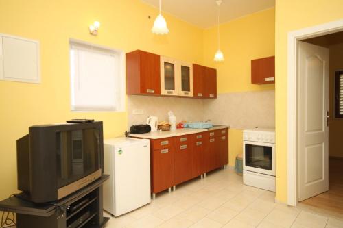 Apartments with a parking space Opatija - 7844 - image 11
