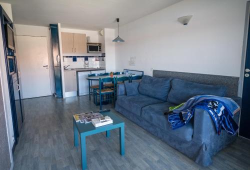 2 bedrooms, 3 beds