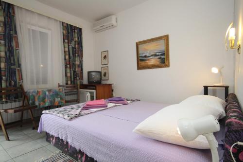 Double Room Mali Losinj 7953a - image 8