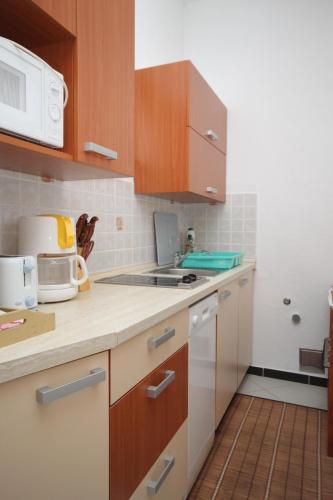 Konyha, Apartments by the sea Artatore, Losinj - 7935 in Mali Lošinj