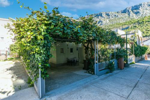 Apartments by the sea Podaca, Makarska - 13069