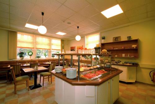 Restaurant, Traveller Hotel in Lubeck