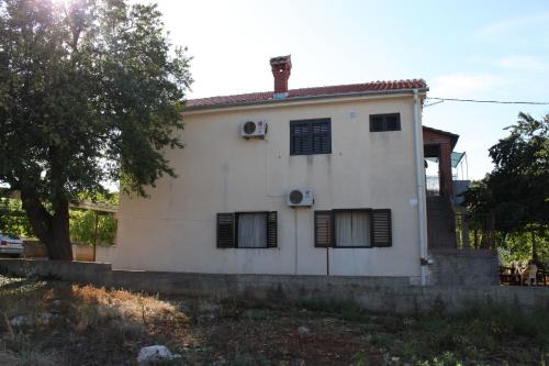  Apartments with a parking space Sali, Dugi otok - 910 in Sali