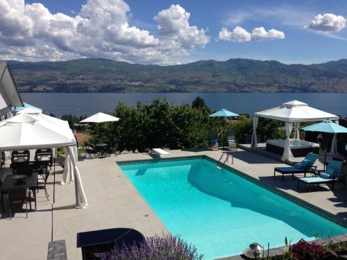 A Le Chateau du Lac