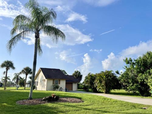 Gulf Cove 2458 Peaceful and quaint paradise gateway