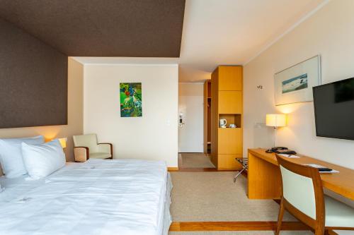 2 twin beds