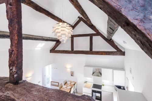 Wild Drive Chester - Stunning cottage in CH1 with Double Parking