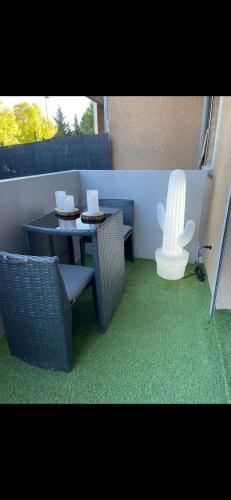 T2 rénové, jaccuzi, sauna, sièges massants, jardin, parking, métro, Тулуза (фото 8)