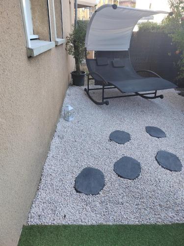 T2 rénové, jaccuzi, sauna, sièges massants, jardin, parking, métro, Тулуза (фото 9)
