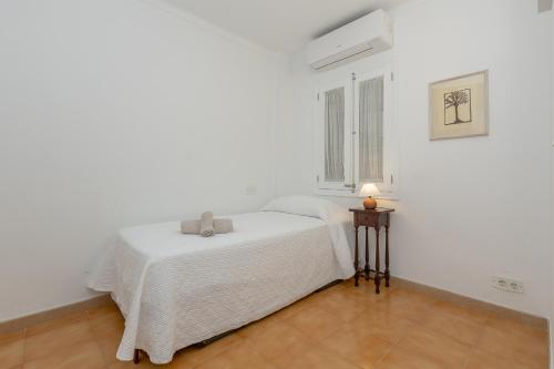 Apartment Almirall in Puerto Pollensa By homevillas360