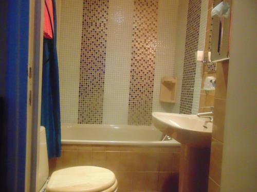 Hôtel Paris Voltaire – Paris, TX