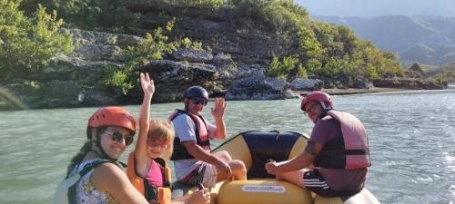Albturist Ecocamping Permet & Outdoor Sports Center photo