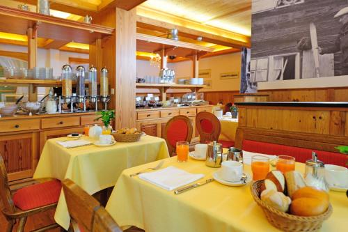 Hotel Simi - image 6