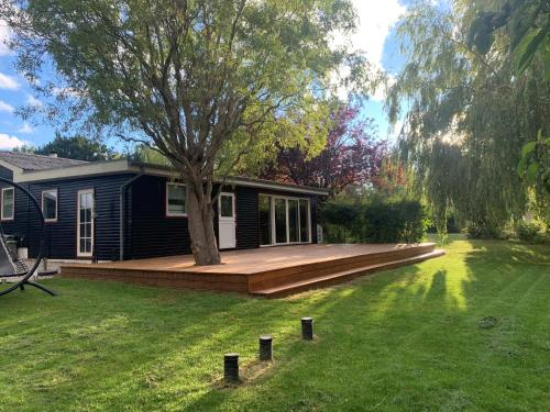 Exterior view, Spacey and charming cabin 300 m. from beach in Hojby