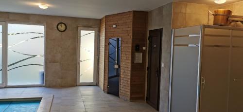 Apartment image 4