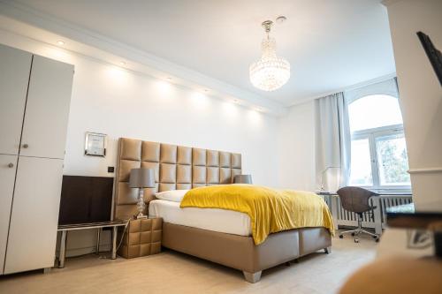 1 queen bed