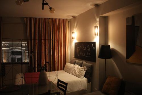 Apartment Art Jazz Music 5
