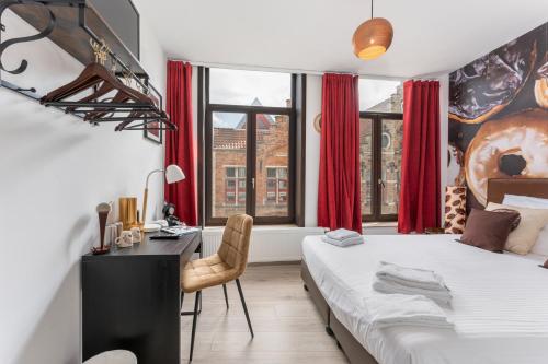 1 queen bed