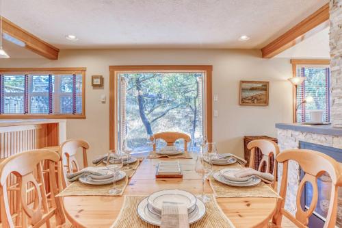 Barefoot Bungalow - Meredith Lodging - image 3