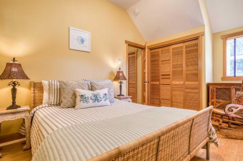 Barefoot Bungalow - Meredith Lodging - image 6