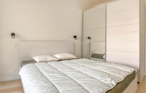 Two-Bedroom Apartment image 10