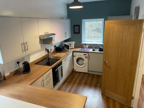 Nirvana house, 3 bedroom, 3 level riverside location gîte à louer Deepcar