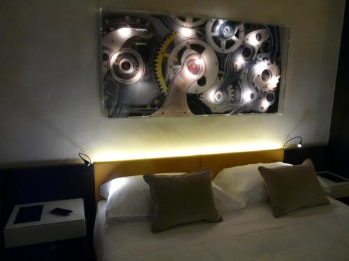 Superior Double Room image 9