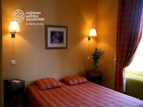 2 twin beds