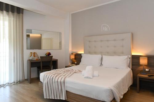 Superior Double Room image 5