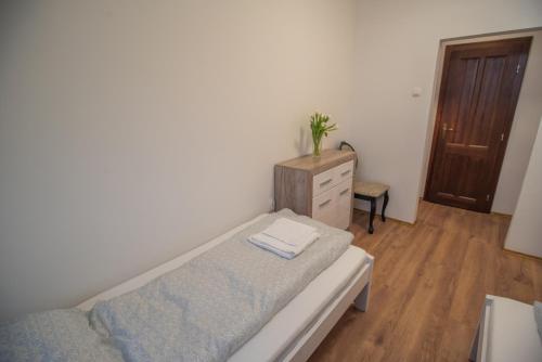 2 twin beds