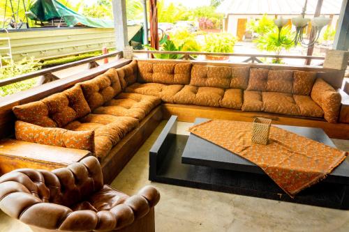 共用Lounge/電視區, Sutopia Holiday Resort in 梅爾佐格