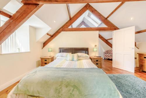 Ysgubor Uchaf - image 12