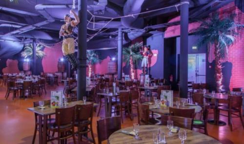 Restaurant, Hotel Du Parc - Pirates in Poitiers
