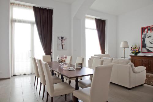 gedeelde lounge/tv-ruimte, Santa Giulia Hotel e Residence Torino near Piazza Vittorio Veneto