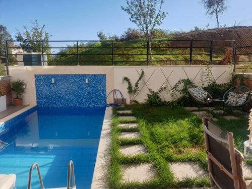 Stylish two bedroom house with private pool, Tirana (Foto 11)