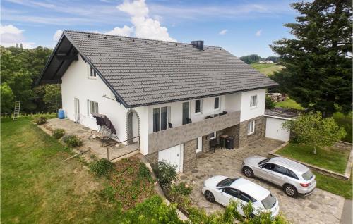 B&B Ehrgraben - Amazing Home In St, Peter Am Ottersbach With 2 Bedrooms - Bed and Breakfast Ehrgraben