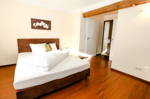 Pension Ferber in Monheim, Deutschland