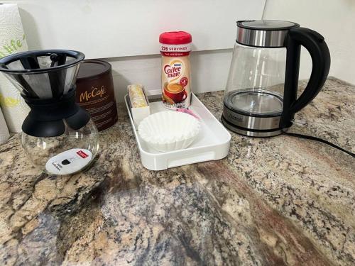 Modern 3-Bedroom Home with Cal-Kings Beds in Westover Hills