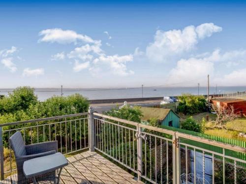 Beautiful 4 Bedroom Townhouse on the waterfront in East Cowes