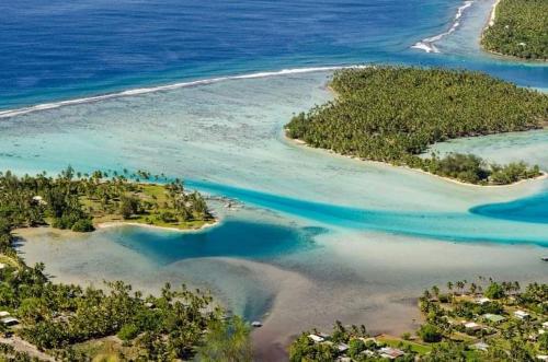 Moanaiti Lodge in Huahine Island