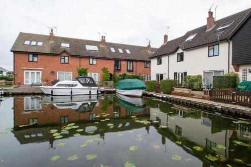 Quayside in Wroxham