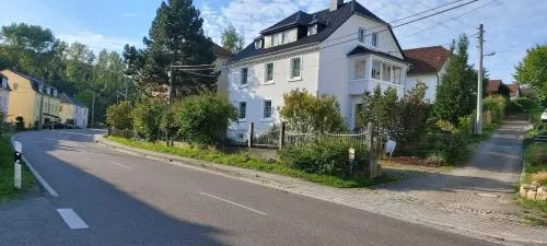 Apartments mit 2 Schlafzimmern in Dresden, Deutschland