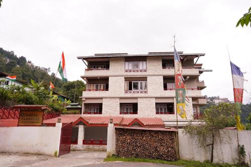 Mann Serchhu Farmhouse, Pelling