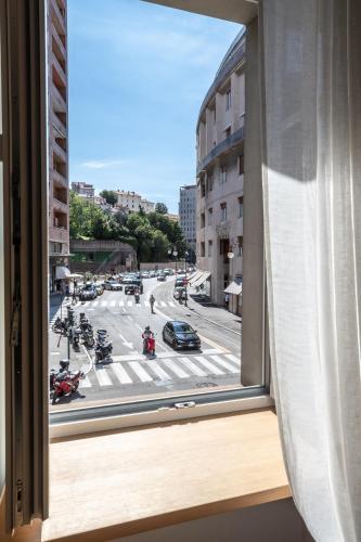 S1 Luxury Suites and Rooms 3