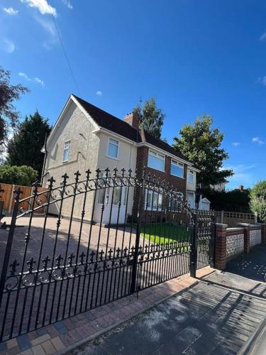 Gated home close to Birmingham City Centre, Бирмингем (фото 7)