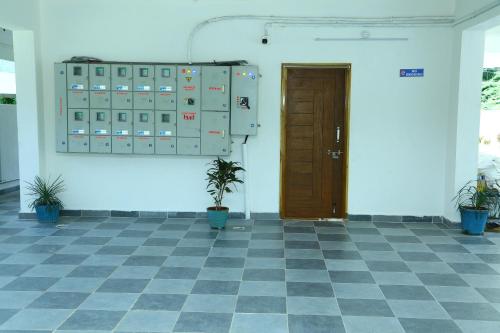 Ameya Homestays Brand New Fully Furnished 3BHK & 2BHK Apartments. in Mangalam