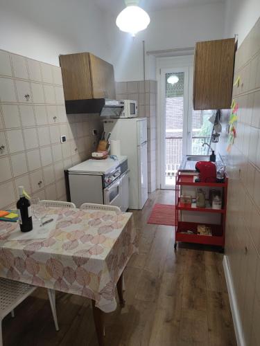 Intero appartamento Centocelle Roma. Affaccio Metro, Rzym (zdjęcie 8)